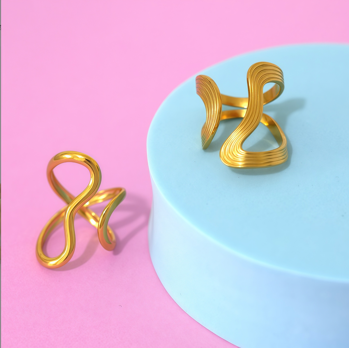 Sculpted Silhouette – Minimalist Open Steel Ring